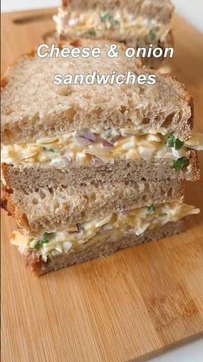 Cheese & onion sandwiches 🧀🧅🥪