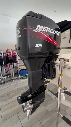 200HP Mercury EFI Two Stroke OutBoard Motor Start Up After Service