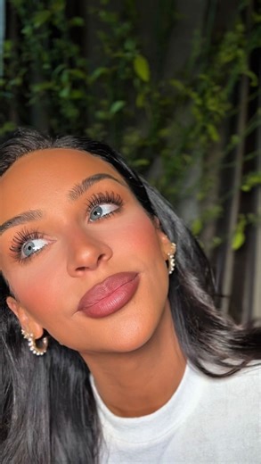 CARLI BYBEL on Instagram: "my favorite @grandecosmetics lash serum just got a sister! Their new GrandeLASH-Sensitive is perfect for the girls that need a more delicate formula while still seeing results ✨ #GrandePartner #lashserum"