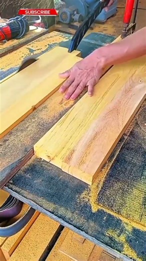 Neat and Systematic Wood Board Cutting Technique — Precise Lines, Straight Cuts