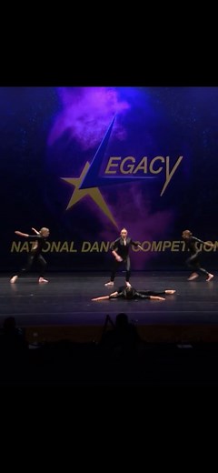 A clip frim my teams production Most Wanted! Watch the full thing linked in my bio🖤 choreographed by Michelle Tatiya! #turns #dance #dancersoftiktok #competitiondance #legacy #pirouettes #turnchallenge