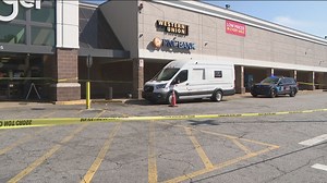 Man facing aggravated assault, armed robbery charges