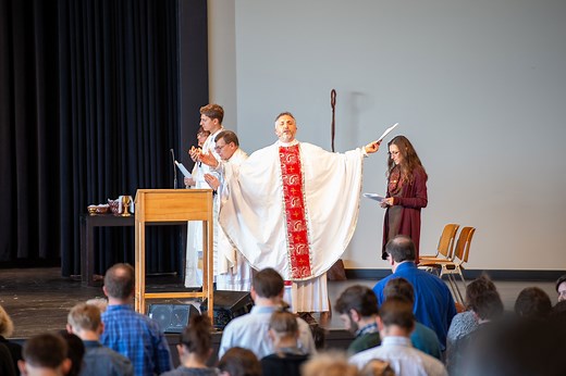 A bishop’s secret church trial and the U.S. Anglican Church in turmoil