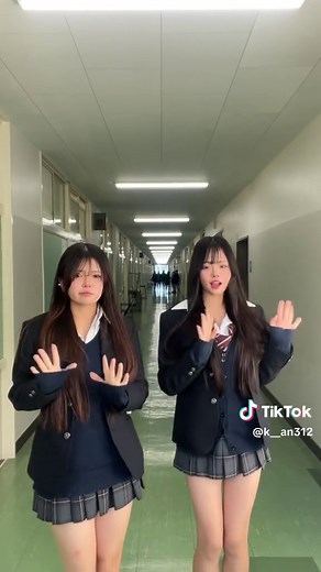 セーターコーディネートで秋の着こなしを楽しもう！