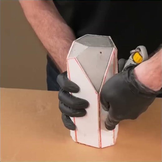 How to Create Concrete Decorative Flower Pots? #concreteart #diy #handmadeplanter