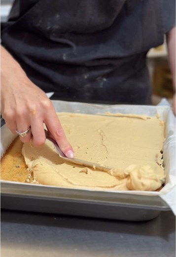 Delicious Coffee Walnut Slice Recipe for Home Bakers