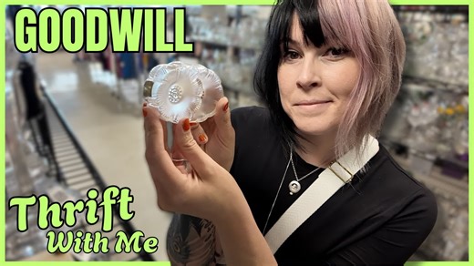 Hold on Just a Second! What Do We Have Here? | Goodwill Thrift with Me | Goodwill Reselling