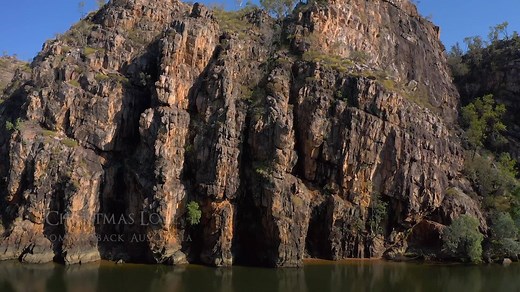 39K views · 563 reactions | 輦CHRISTMAS LOVE FROM OUTBACK AUSTRALIA輦 Local filmmaker Chris Tangey has curated another Christmas video filled with stunning landscapes from outback Australia. A Christmas greeting from outback Australians to city Australians, and inviting them to visit their own outback next year.  : Alice Springs Film and Television | ABC Alice Springs | Facebook