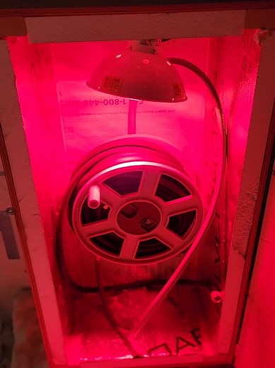 Off-grid ranching in Canada means living a self-sufficient life amidst rugged wilderness. It's about raising livestock, growing your own food, and harnessing natural resources, all while relying on traditional skills and a strong work ethic. #teamwork #fyp #offgrid #winter #canadian #cowboy #western