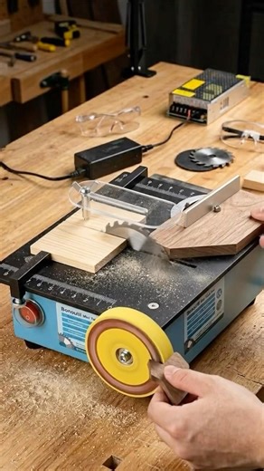 Mini Table Saw, 96W Dual Motor Control 4 Blades Set 🛠️