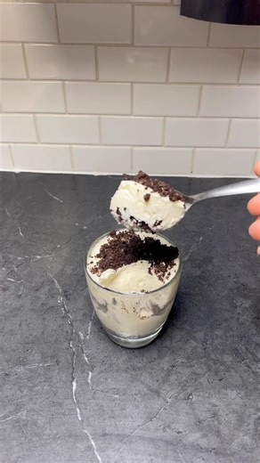 4 Ingredient Cheesecake Recipe (Easy, No Bake & Creamy!) #recipe #foodie #dessert #cheesecake