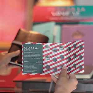 The sticker season continues! More time to collect those stickers. The Christmas Traditions promotion has been extended until January 24. | Starbucks Philippines