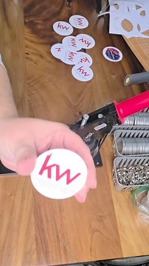 Making some custom branded keychains for an awesome realtor! Tammy Sue Kenworthy #photomagnets #realtor #holidayshopping #CustomGifts | KP Creations | Facebook