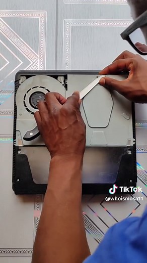 PS4 Slim Console Opening and Cleaning Guide