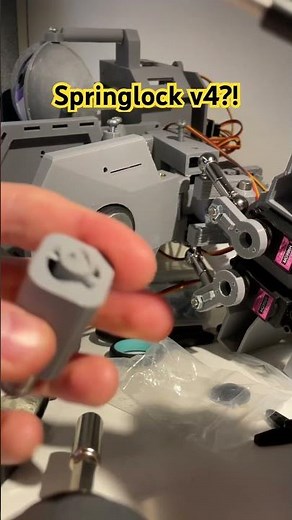 Springlock v4!!!! #springlock #fnafirl #fnaf