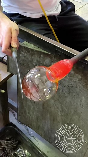 Glass Blowing Class Experience | First Plate Creation