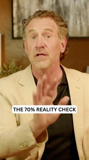 What Successful Airbnb Hosts Actually Target #realestate #shorts