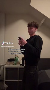 Navigating Risky Texts in Conversations