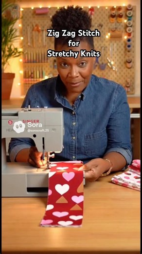 Use zig zag stitch for stretchy knits on your singer sewing machine. #beginners #tutorial