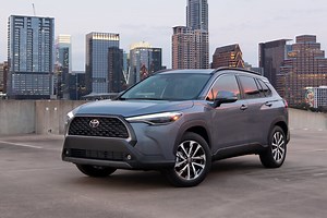 El Toyota Corolla Cross ya tiene precio en México: el conocido sedán ahora también es un SUV