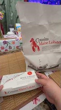 Cousins Maine Lobster food truck is here!