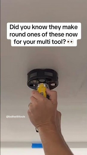 How to Cut Recessed Light Holes with a MULTI TOOL⚡