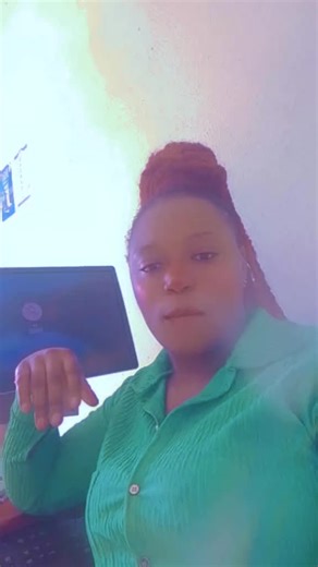 Danielle Sandra (@daniellesand2)’s videos with son original - sharks music personnalisé