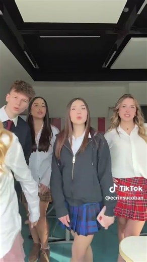 Ecrin Su Çoban Yeni TikTok Videosu. Ömer Cihat Şaşma. (‪@ecrinsucoban‬ Engeli Kaldırır Mısın?)