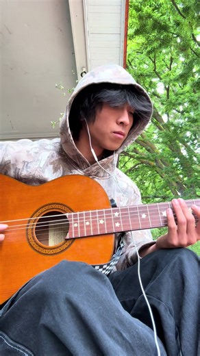 thank u for 100k on my roommates are playing d&d :) heres it a full step up #indie#folkyeah#swag