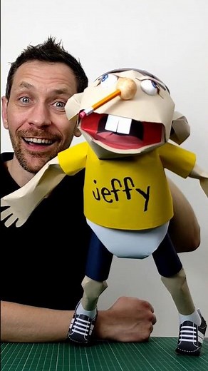 How I made a Jeffy puppet from paper #Jeffy #JeffyPuppet #JeffySML #SML #paperpuppet #papercraft