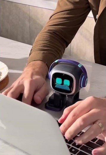 EMO Desktop Pet Robot #emopet Your new friend with a personality!
