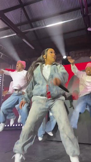 Kamo Mphela performing ‘Amanikiniki’ at Dark and Lovely Festival. | 9ice Entertainment