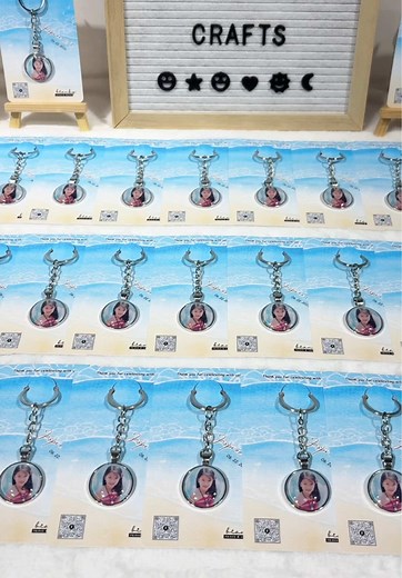 1st bulk order of our cabochon glass keychain 🥰💙 You can send pictures ng gusto niyo pong ipagawa sa aming email biankyprintsandcrafts@gmail.com 😊 Pwede din po kayong mag message sa F B page po namin if you have inquiries. #cabochon #keychain #keychainsforyou #giftideas #customizedgift #personalizedgift #souvenir #giveaway #birthday