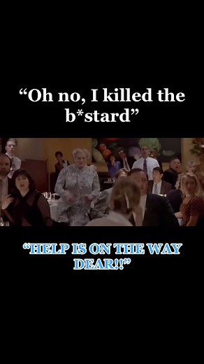 Mrs Doubtfire restaurant scene #foryoupage #foryou #fyp #mrsdoubtfire #robinwilliams #piersbrosnan #sallyfield