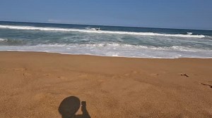 45 reactions | Big boat beaching Chaos hitting the beach in style at Salmon Bay Ballito. The annual Ballito Ski Boat Club comp is coming up soon....cant wait to see the action and the fish caught. #gofish #chaos #ballito #salmonbay #ballitoskiboatclub #fishing #skiboat @gofishmagsa @ballitoskiboatclub @barend_nienaber1 @chaos_fishing1 | Go Fish | Facebook