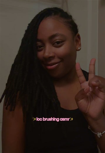 brushing your locs may be a controversial topic but for ME it does wonders for my hair and aids in the overall health of my locs 🙂‍↔️. What do yall think about it? #locs #healthylocs #naturalhair #haircareroutine #fyp