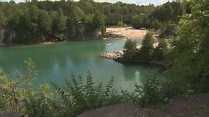 Just two hours west of Toronto---Elora, Ontario is filled with quaint shops, 19th century architecture and breathtaking geography. GLOBAL's Melanie Zettler zip lines her way through this historic village. | Global Toronto