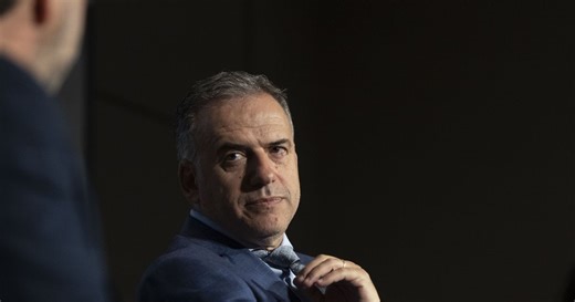 Porzecanski analizó el primer año de Orsi y afirmó que “lo cierra con buena popularidad y debilidad en seguridad”