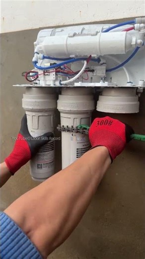 Learn the right way to use a chain wrench in 30s.