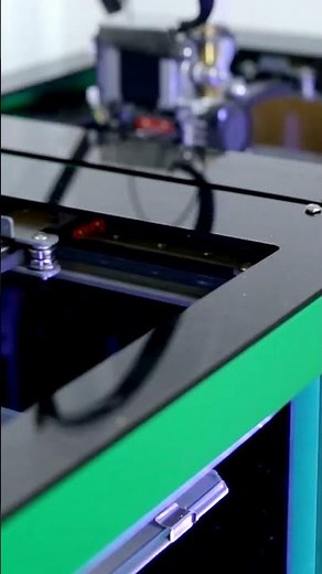 The Birth of 3D Printing: A 60-Second Revolution