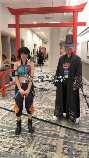 Conventions have parties though so it’s a 2 for 1 special; Mystery: @melodic.coser #cosplay #cosplayer #kpopdemonhunters #kpopdemonhunterscosplay #animeusa | deanna.cos