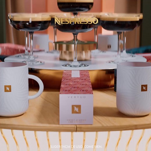 Cada detalle importa. El aroma y la elegancia del café que convierte cada momento en Magia Hecha Realidad. 🎁✨ | Nespresso