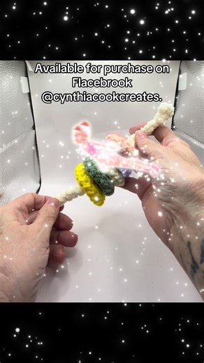Video includes 2 crocheted fidget toys, so be sure to watch the entire video. Leave me a green heart in the comments!!