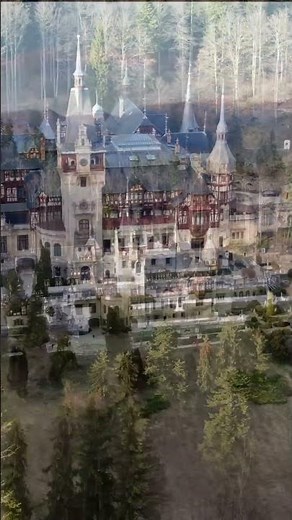 Schloss Peles in Rumänien - Märchenschloss tief in den Bergen der Karpaten