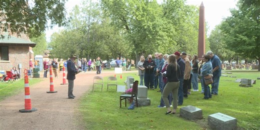 Wausau cemetery hosts historical guided tour to remember iconic Wisconsin figures