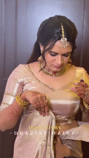 5.1K views · 45 reactions | 﫶♥️﫶 MUA @brahma_hairandmakeup Draping @drapist_daira . . . . . . . . #sareedraping #fluffy #fluffypleats #daira #keralawedding #sareedrapistkochi #drapisttvm | Drapist Daira | Facebook