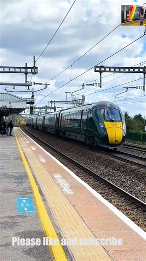 Class 800 Tone as GWR IET Passes Burnham | UK Railspotting #Shorts