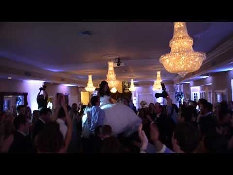 Hora Circle Dance at a Grand Tradition Estate Wedding