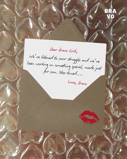 Dear Bravo Girls, the surprise you’ve been waiting for is almost here. We heard you, we felt you, and now… we’re about to show you what you truly deserve. Big reveal this Friday, 22.08.25 #bravoseamlessbra #seamlessbra #coolingcollection