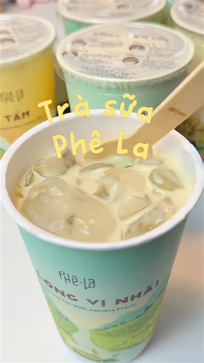 Hộp trà sữa Phê La
